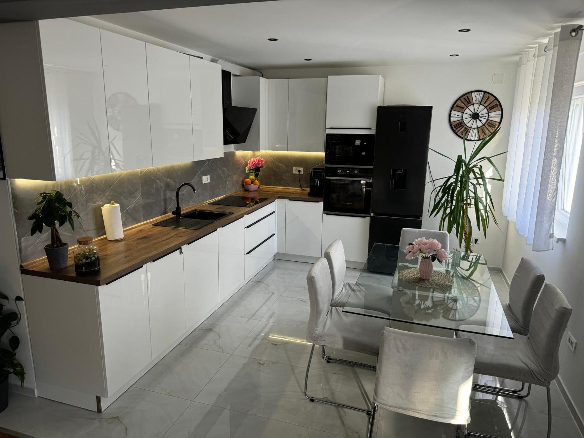 Apartment Evergreen Σπλιτ Εξωτερικό φωτογραφία